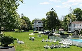 Shoreway Acres Inn Falmouth Ma